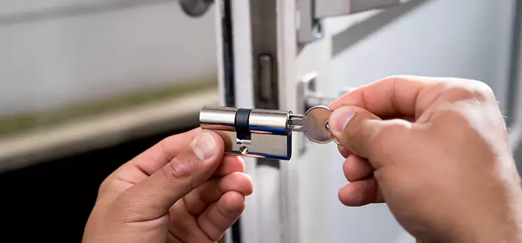 Emergency Locksmith for House Petersburg